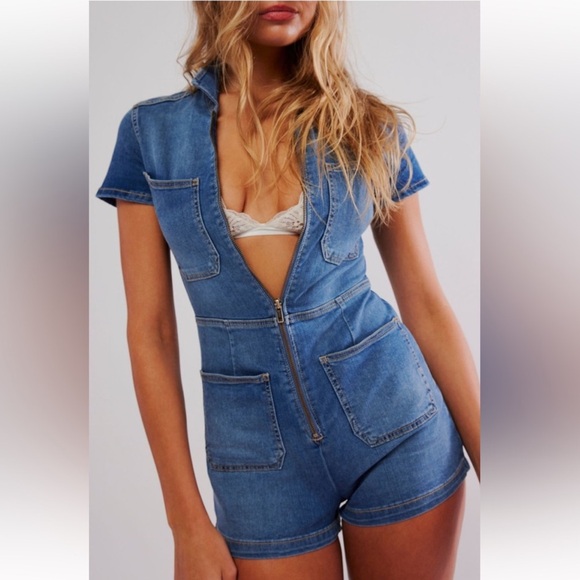 Free People Pants - NWOT Free People CRVY Lennox Short Suit